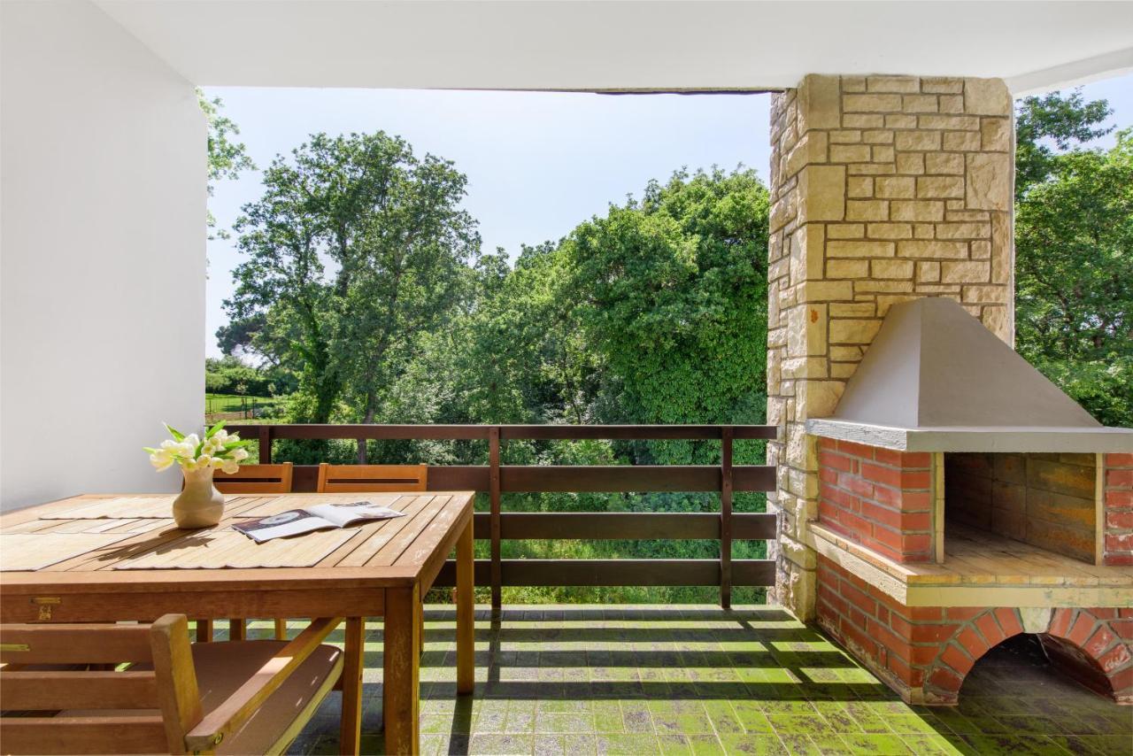 Apartments Villa Verde Novigrad Istria Exterior foto